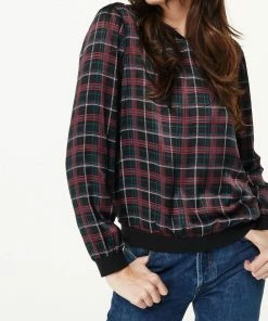 Top 10 🔥 Cami Nyc Parker Tartan Plaid Hoodie in Black for 👩 women 👏